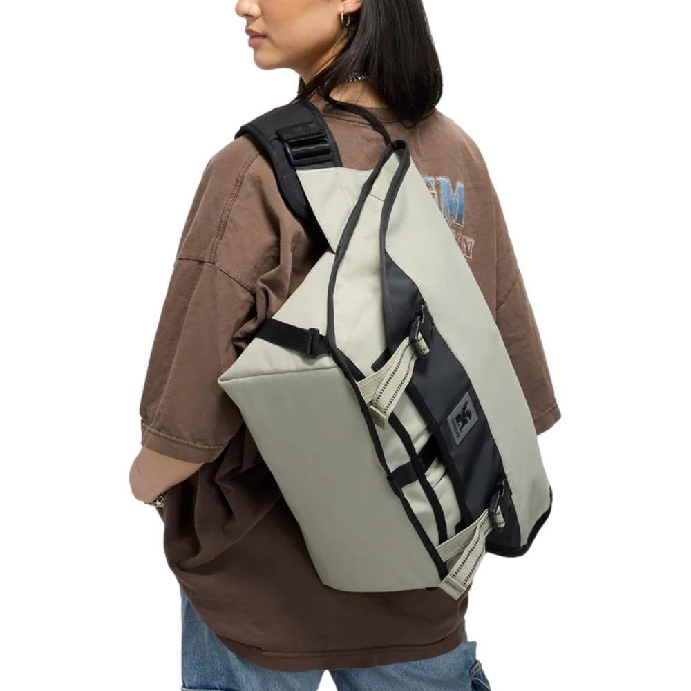 Whole Earth Provision Co. | CHROME INDUSTRIES Chrome Industries